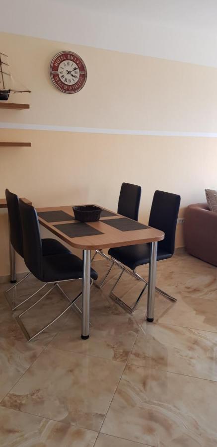 Apartment Sea Space 2 Dobra Voda Εξωτερικό φωτογραφία