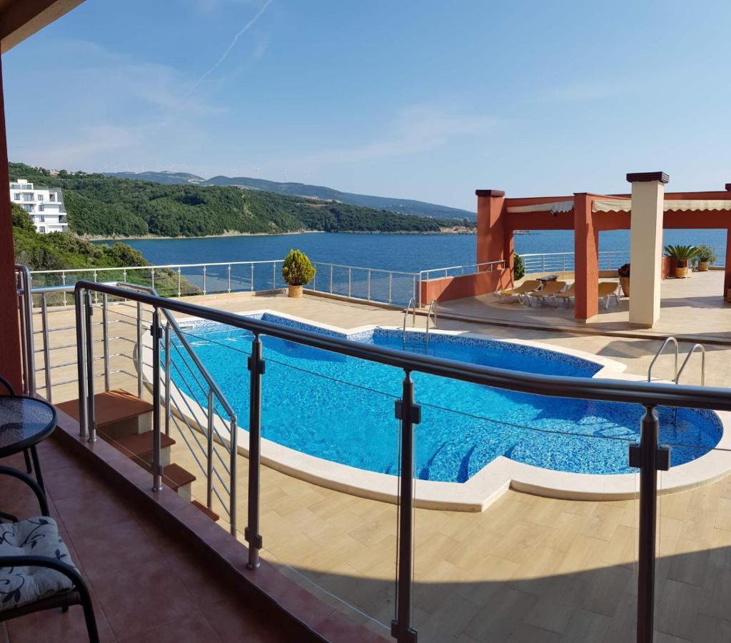 Apartment Sea Space 2 Dobra Voda Εξωτερικό φωτογραφία